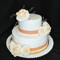 двухэтажный свадебный торт